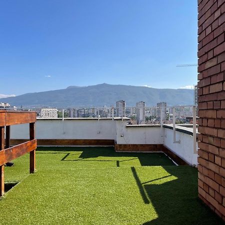 Rooftop City Loft София Экстерьер фото