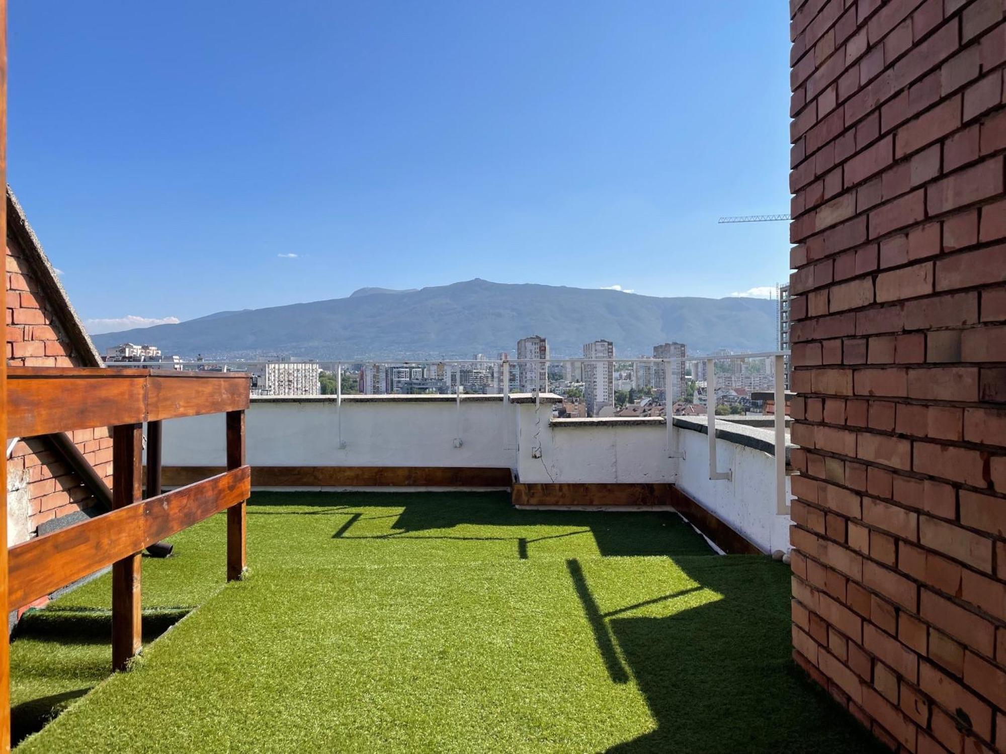 Rooftop City Loft София Экстерьер фото